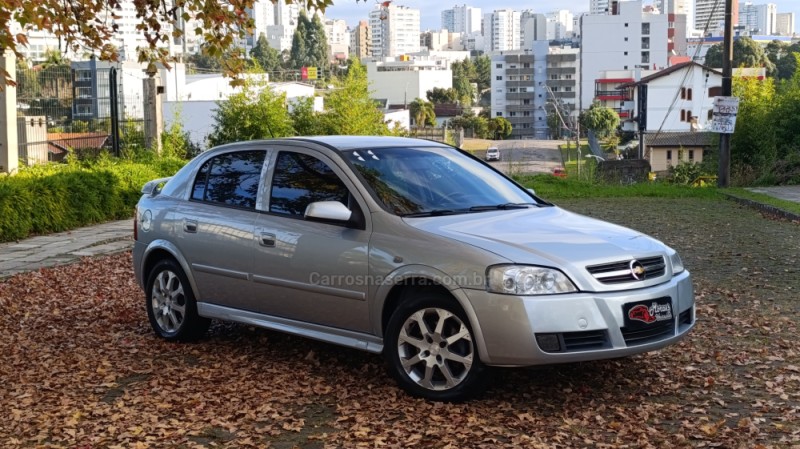 ASTRA 2.0 MPFI ADVANTAGE 8V FLEX 2P MANUAL - 2011 - CAXIAS DO SUL