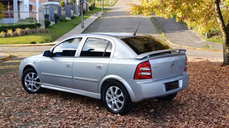 ASTRA 2.0 MPFI ADVANTAGE 8V FLEX 2P MANUAL - 2011 - CAXIAS DO SUL