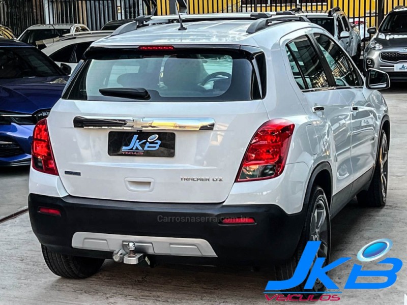 TRACKER 1.8 MPFI LTZ 4X2 16V FLEX 4P AUTOMÁTICO - 2015 - NOVO HAMBURGO