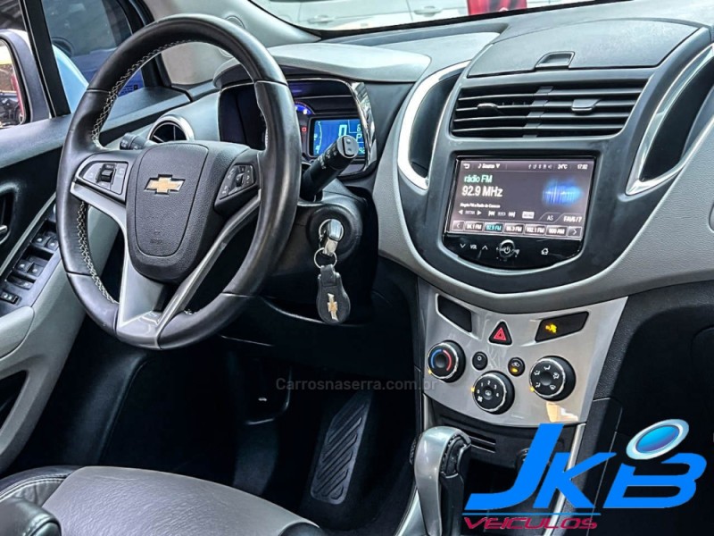 TRACKER 1.8 MPFI LTZ 4X2 16V FLEX 4P AUTOMÁTICO - 2015 - NOVO HAMBURGO
