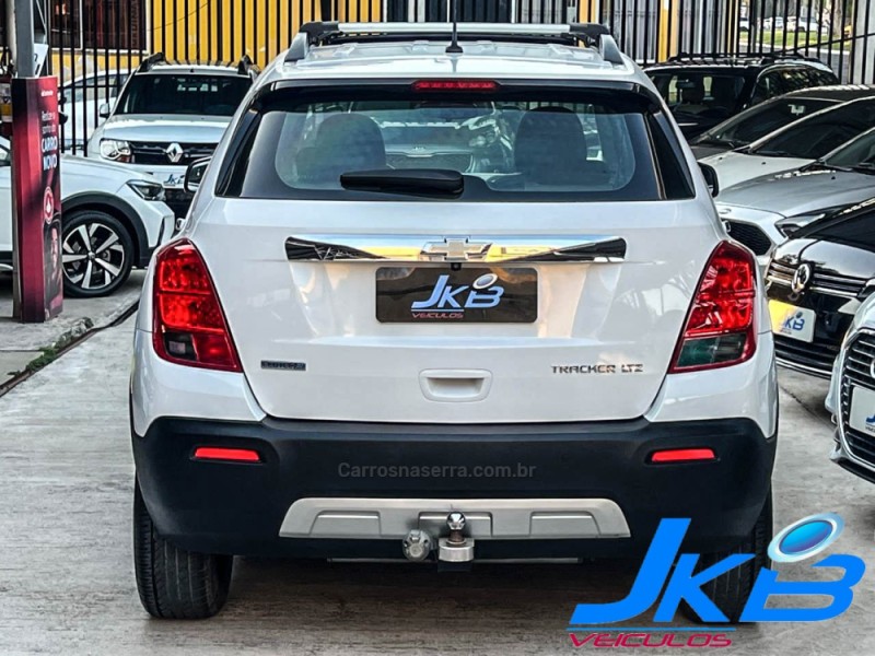 TRACKER 1.8 MPFI LTZ 4X2 16V FLEX 4P AUTOMÁTICO - 2015 - NOVO HAMBURGO