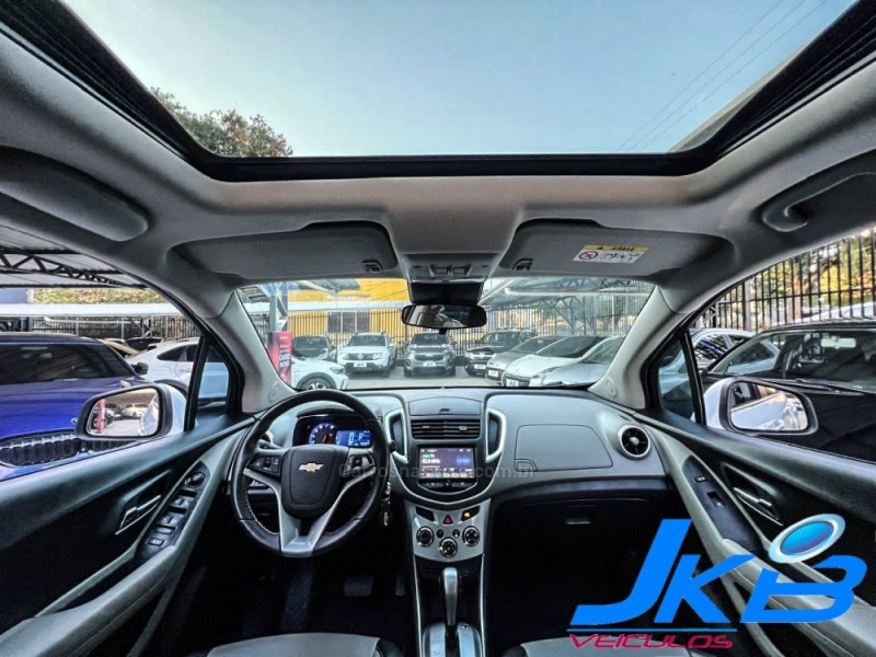 TRACKER 1.8 MPFI LTZ 4X2 16V FLEX 4P AUTOMÁTICO - 2015 - NOVO HAMBURGO