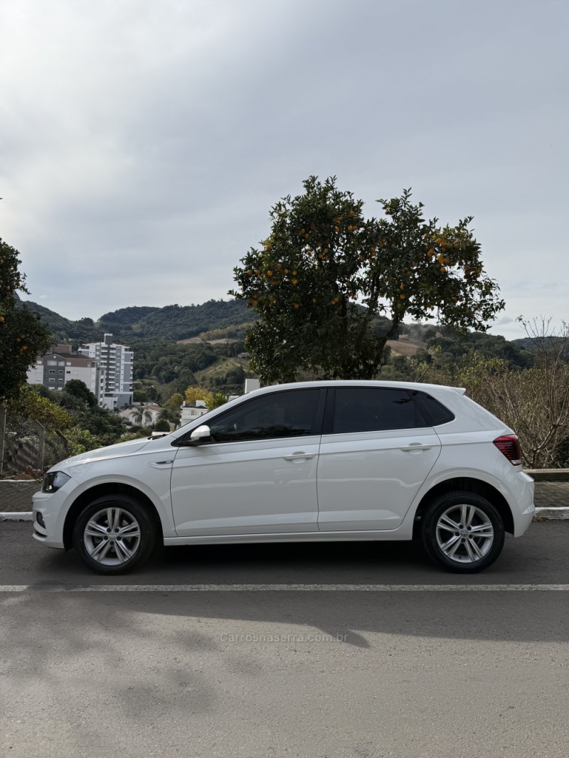 POLO 1.6 MSI TOTAL FLEX MANUAL  - 2018 - NOVA ARAçá