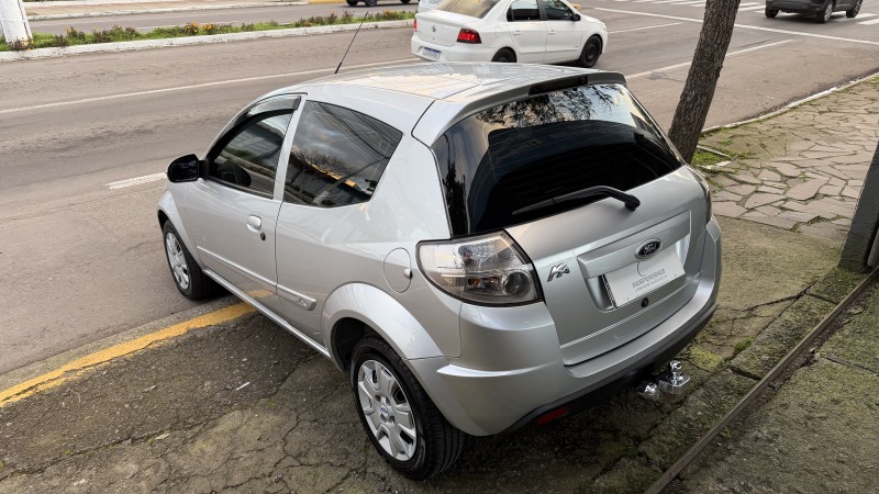 KA 1.0 MPI CLASS 8V FLEX 2P MANUAL - 2013 - GARIBALDI