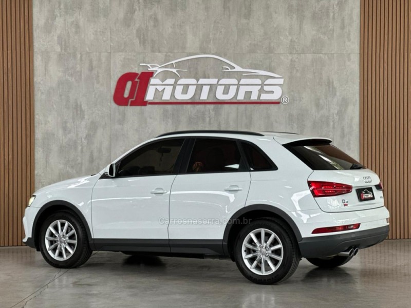 Q3 1.4 TFSI AMBIENTE FLEX 4P S TRONIC - 2017 - NOVO HAMBURGO