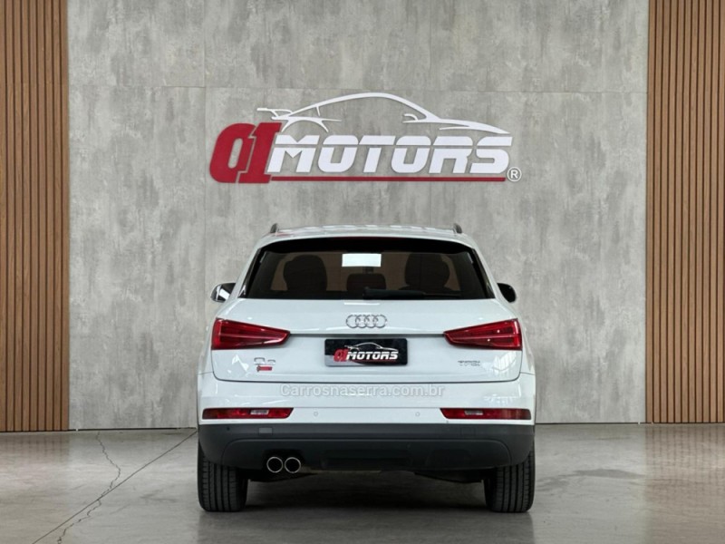 Q3 1.4 TFSI AMBIENTE FLEX 4P S TRONIC - 2017 - NOVO HAMBURGO