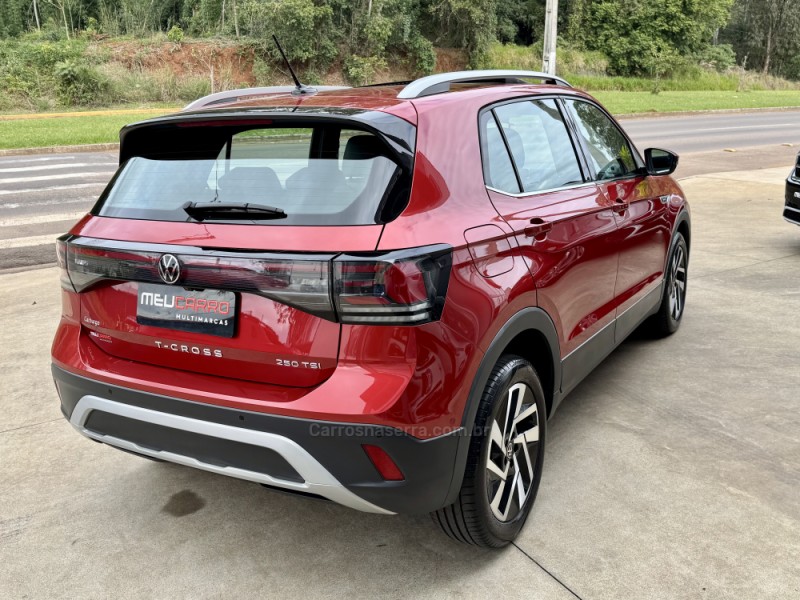 T-CROSS 1.4 HIGHLINE TSI 16V FLEX 4P AUTOMÁTICO - 2025 - LAJEADO