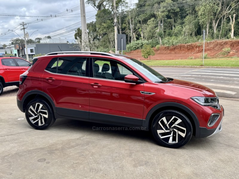 T-CROSS 1.4 HIGHLINE TSI 16V FLEX 4P AUTOMÁTICO - 2025 - LAJEADO