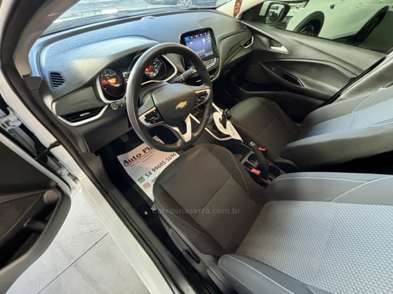 ONIX 1.0 SEDAN PLUS LT 12V FLEX 4P MANUAL - 2025 - CAXIAS DO SUL