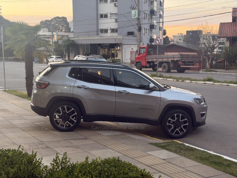 COMPASS 2.0 16V FLEX LIMITED AUTOMÁTICO - 2019 - FARROUPILHA