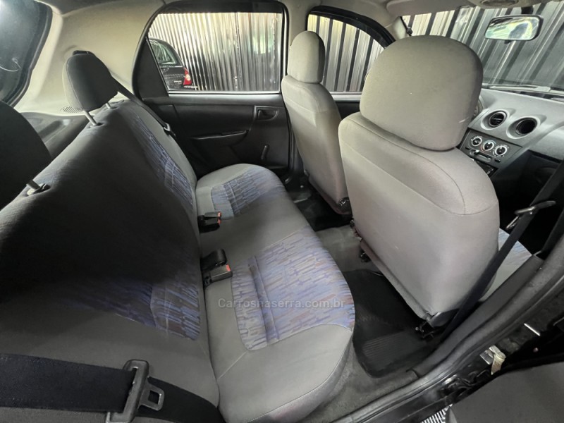 CELTA 1.0 MPFI LS 8V FLEX 4P MANUAL - 2009 - CAXIAS DO SUL