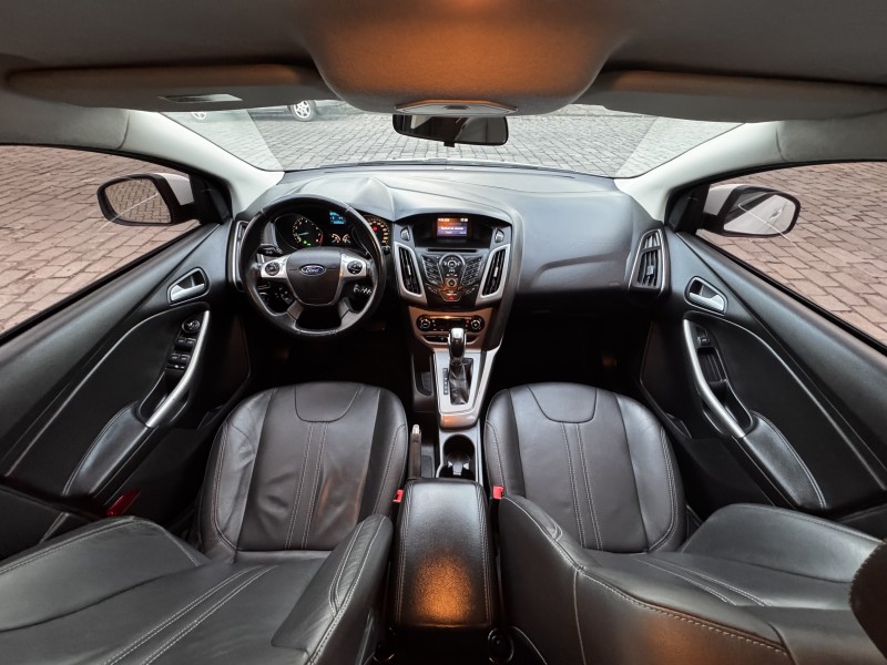 FOCUS 2.0 SE HATCH 16V FLEX 4P AUTO - 2015 - CAXIAS DO SUL
