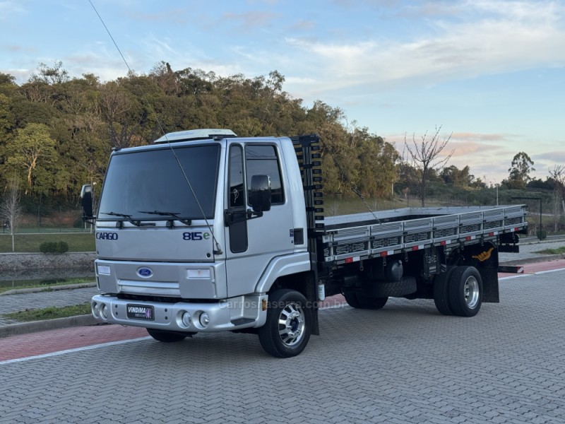 CARGO 815 E TURBO - 2009 - FLORES DA CUNHA