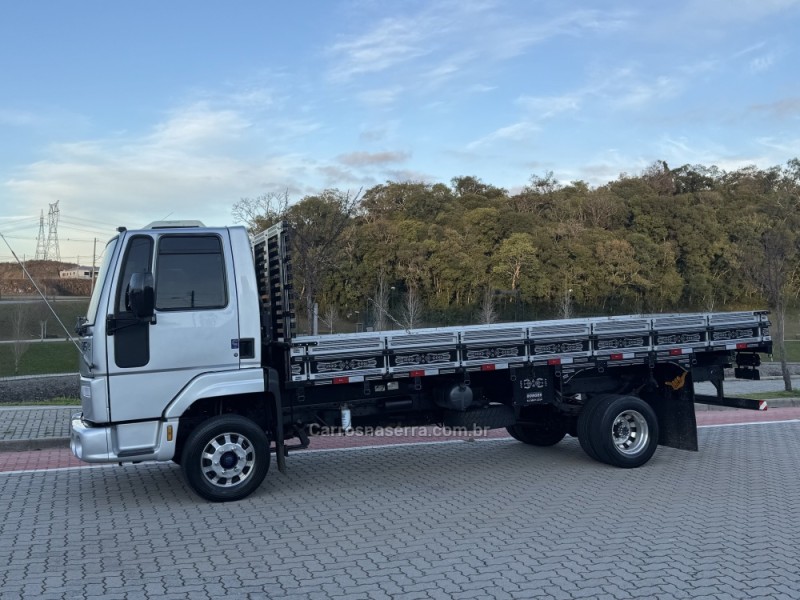 CARGO 815 E TURBO - 2009 - FLORES DA CUNHA