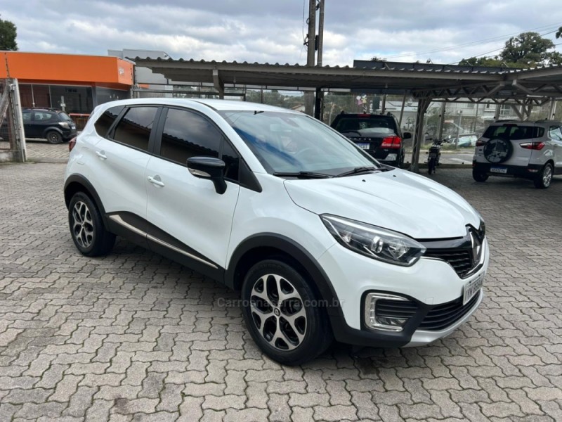 CAPTUR 1.6 16V INTENSE BOSE FLEX 4P AUTOMÁTICO - 2018 - BENTO GONçALVES