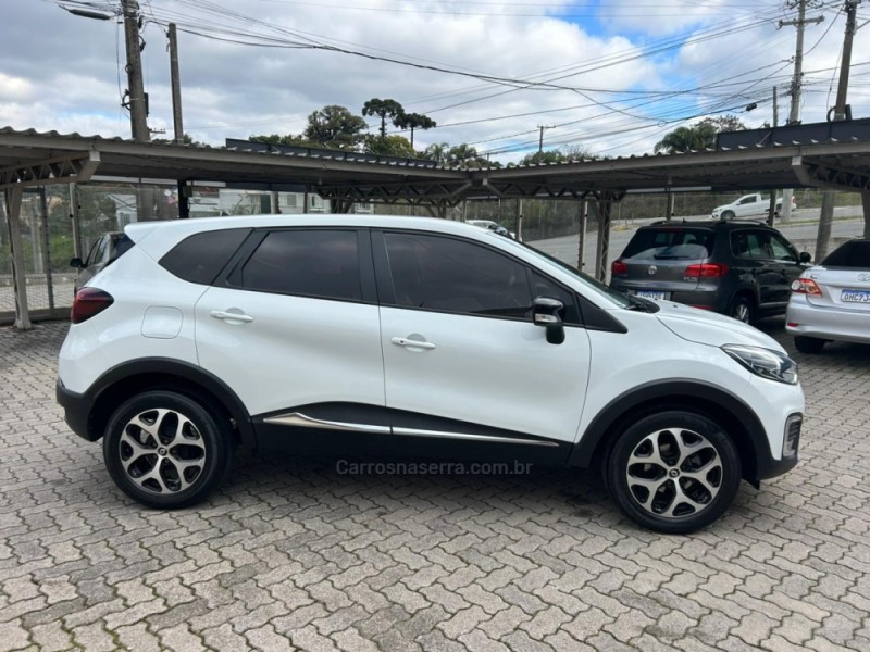 CAPTUR 1.6 16V INTENSE BOSE FLEX 4P AUTOMÁTICO - 2018 - BENTO GONçALVES