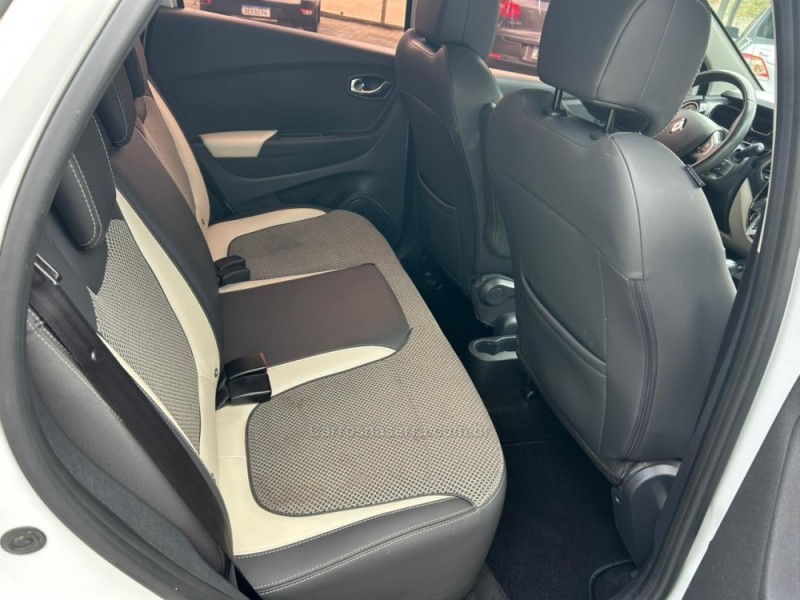 CAPTUR 1.6 16V INTENSE BOSE FLEX 4P AUTOMÁTICO - 2018 - BENTO GONçALVES