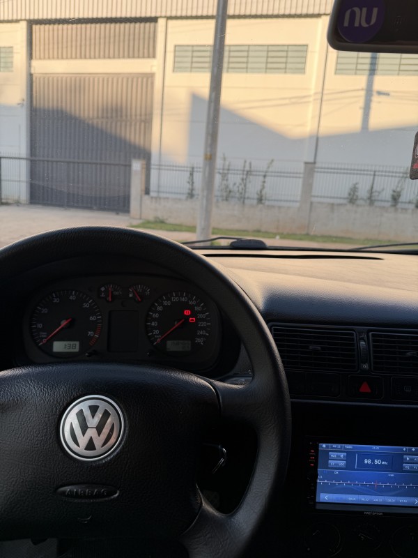 GOLF 1.6 MI 8V FLEX 4P MANUAL - 2002 - CAXIAS DO SUL