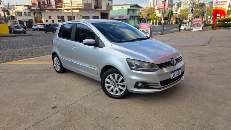 FOX 1.6 COMFORTLINE 8V FLEX 4P MANUAL - 2015 - CAXIAS DO SUL