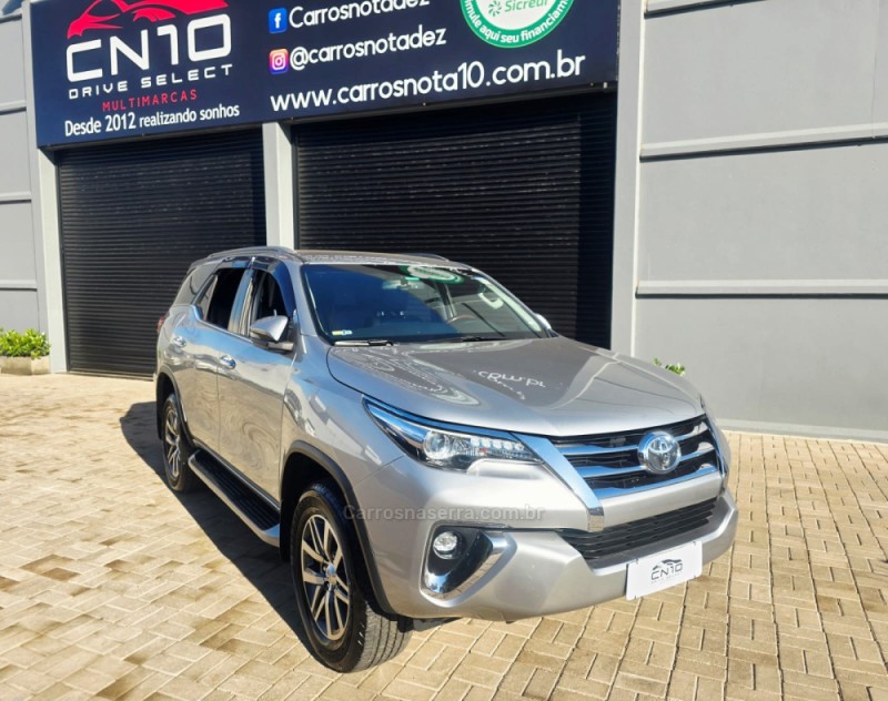 hilux sw4 2.8 srx 4x4 7 lugares 16v turbo intercooler diesel 4p automatico 2020 lajeado