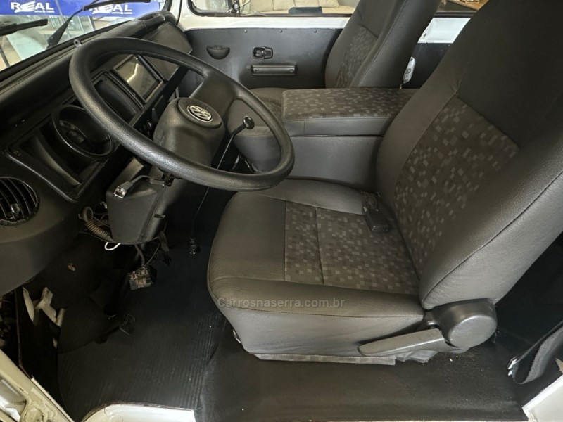 KOMBI 1.4 MI STD 8V FLEX 4P MANUAL - 2011 - SAPIRANGA