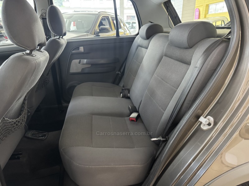 CROSSFOX 1.6 MI FLEX 8V 4P MANUAL - 2010 - FLORES DA CUNHA