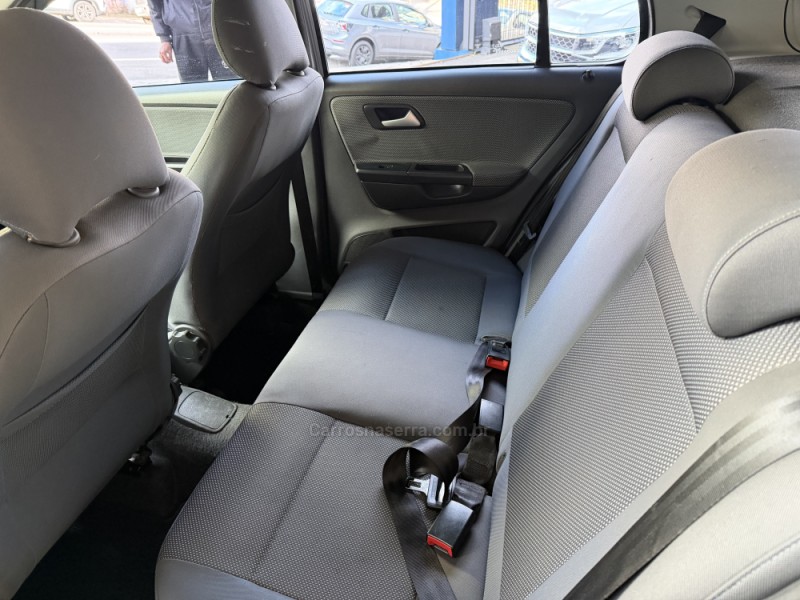 FOX 1.0 MI 8V FLEX 4P MANUAL - 2012 - CAXIAS DO SUL