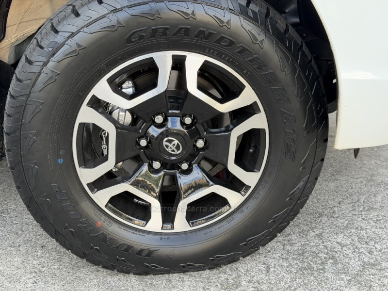 HILUX 2.8 4X4 CD 8V DIESEL 4P MANUAL - 2022 - CAXIAS DO SUL