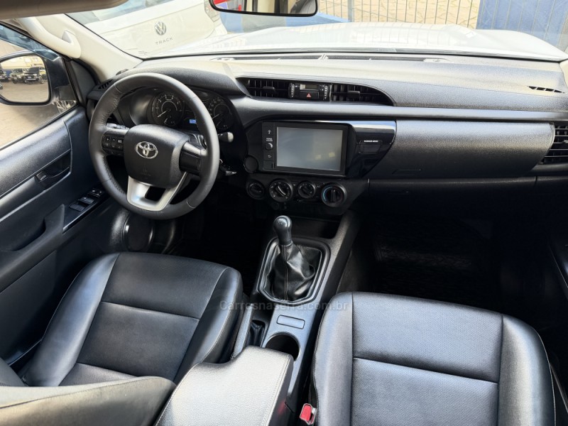 HILUX 2.8 4X4 CD 8V DIESEL 4P MANUAL - 2022 - CAXIAS DO SUL
