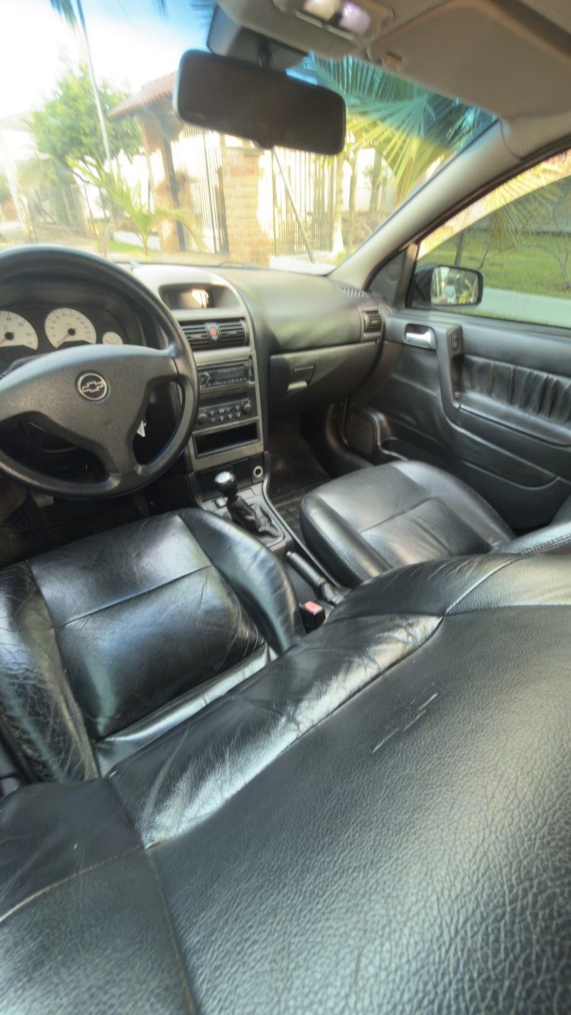 ASTRA 2.0 SFI GSI 16V GASOLINA 4P MANUAL - 2004 - FELIZ