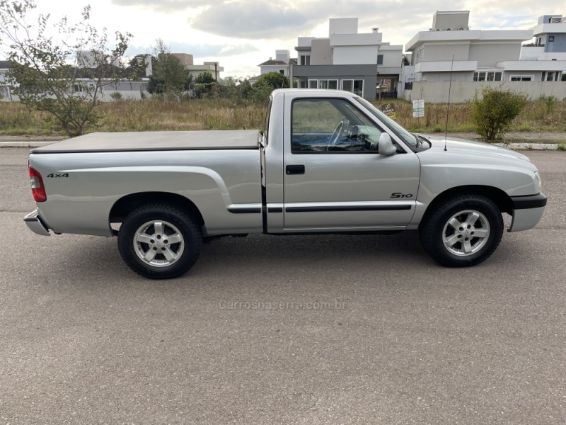S10 2.8 4X4 CS 12V TURBO INTERCOOLER DIESEL 2P MANUAL - 2004 - BENTO GONçALVES
