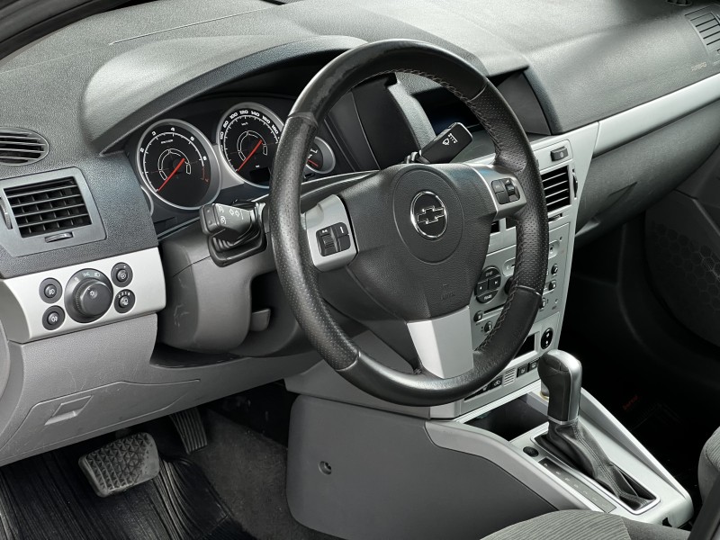 VECTRA 2.0 MPFI ELEGANCE 8V 140CV FLEX 4P AUTOMÁTICO - 2011 - BENTO GONçALVES