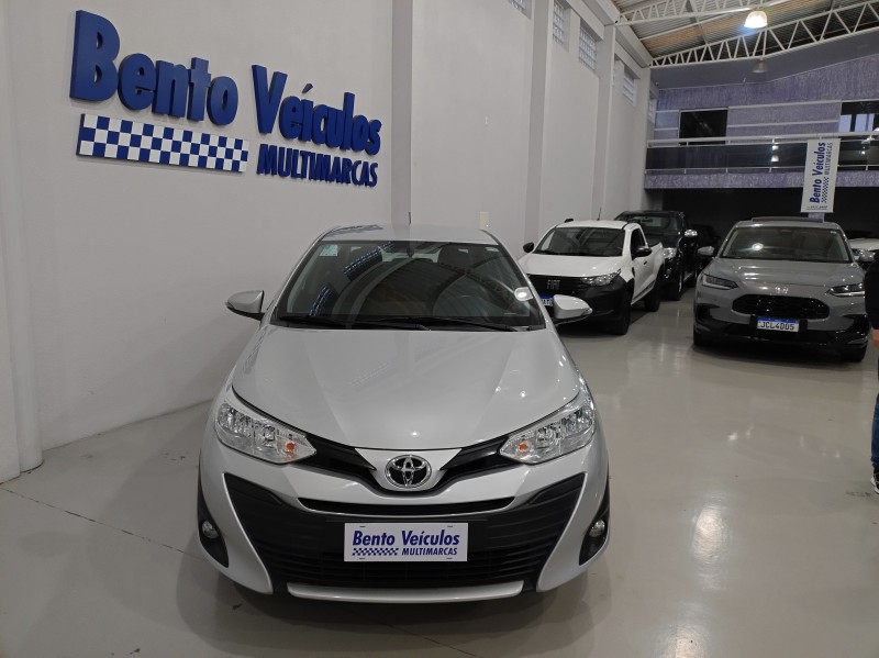 yaris 1.5 xl live sedan 16v flex 4p automatico 2021 bento goncalves