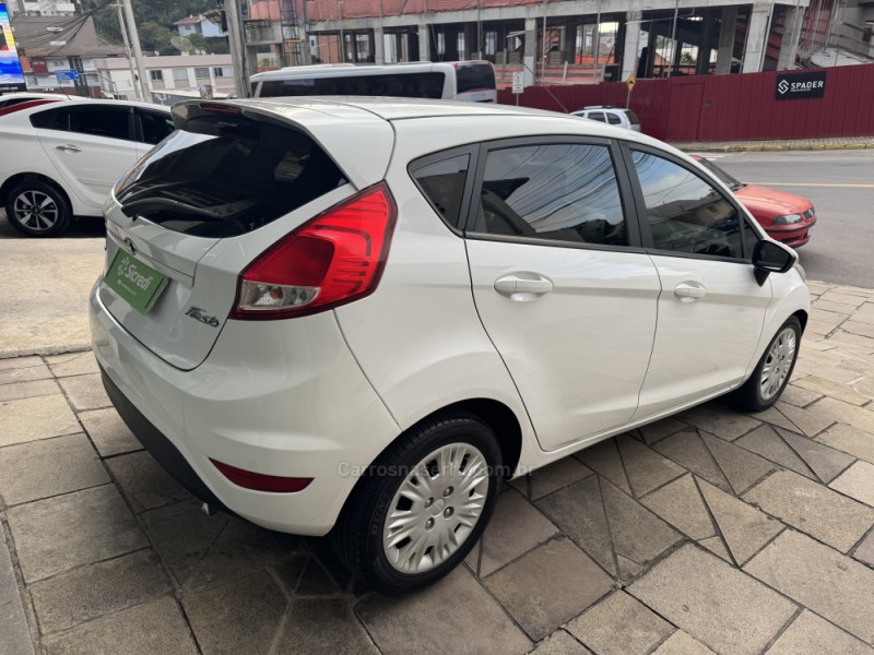 FIESTA 1.6 SE HATCH 16V FLEX 4P MANUAL - 2017 - GARIBALDI