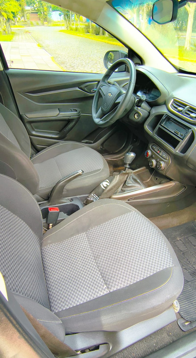 ONIX 1.4 MPFI LT 8V FLEX 4P MANUAL - 2014 - FARROUPILHA
