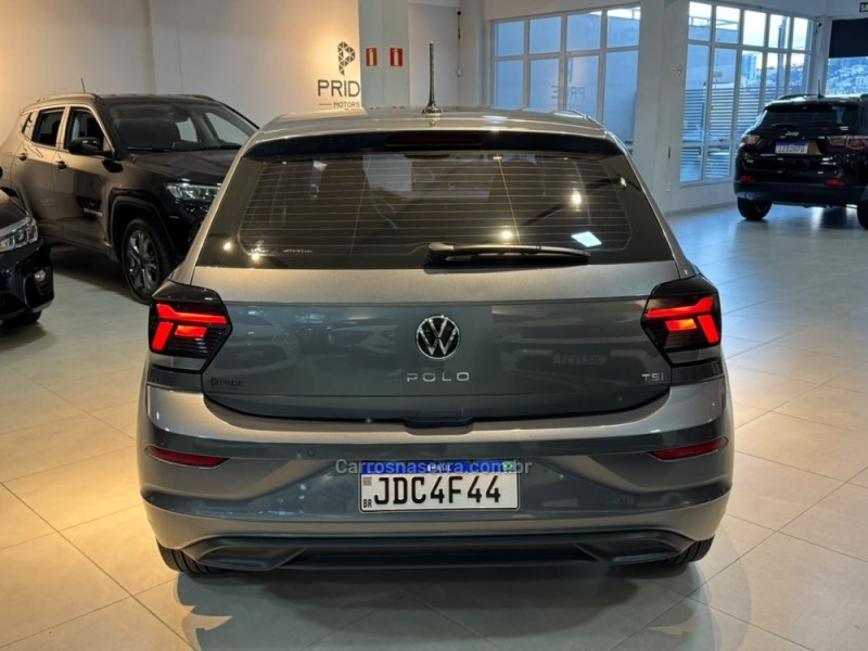 POLO 1.0 170 TSI 12V HIGHLINE FLEX 4P AUTOMÁTICO - 2024 - CAXIAS DO SUL