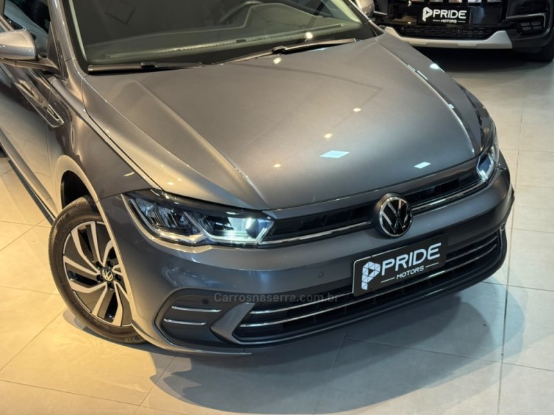 POLO 1.0 170 TSI 12V HIGHLINE FLEX 4P AUTOMÁTICO - 2024 - CAXIAS DO SUL