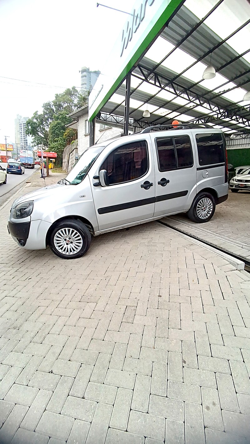 DOBLÓ 1.8 MPI HLX 8V FLEX 4P MANUAL - 2018 - CAXIAS DO SUL