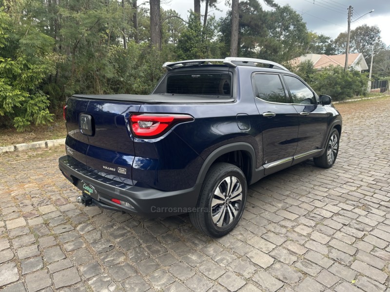 TORO 2.0 16V TURBO DIESEL VOLCANO AT9 4X4 AUTOMÁTICO - 2022 - NOVA PRATA