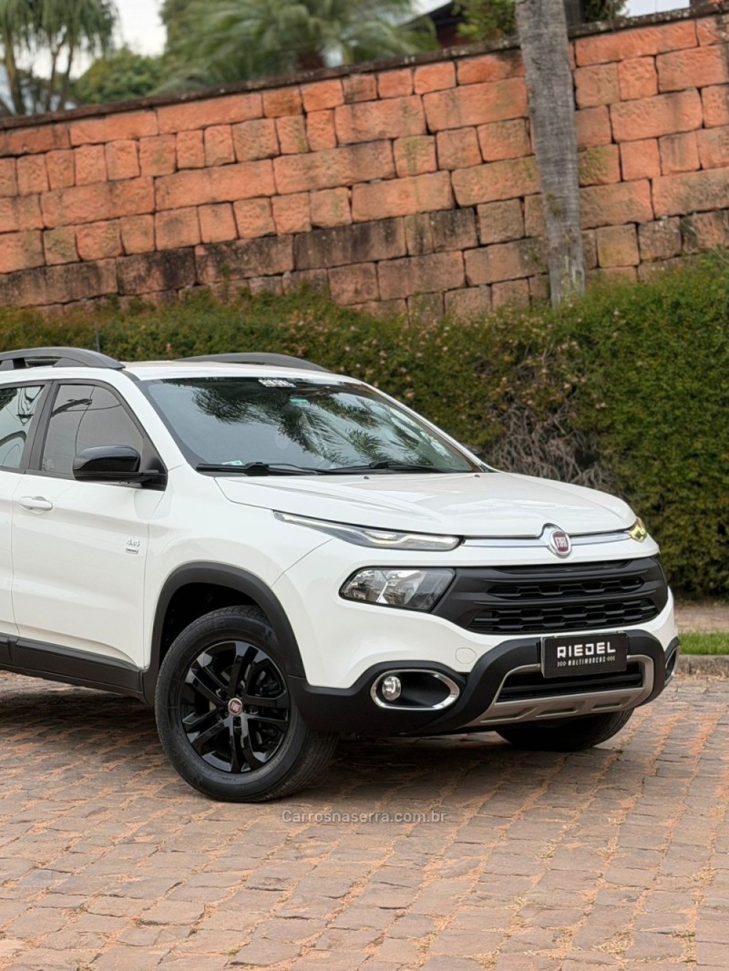 TORO 2.0 16V ULTRA 4X4 AT9 DIESEL 4P AUTOMÁTICO - 2021 - VENâNCIO AIRES