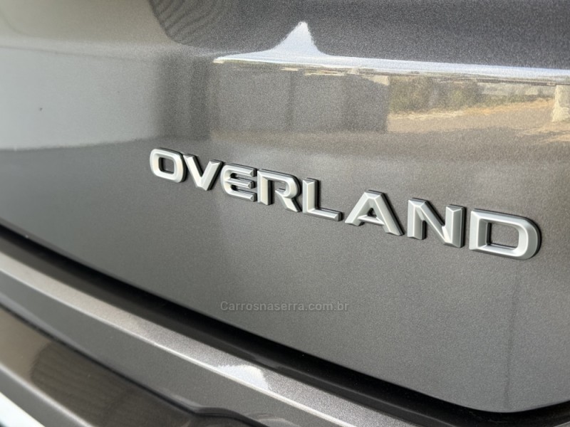 COMMANDER 1.3 OVERLAND T270 16V 4X2 TURBO FLEX 4P AUTOMÁTICO - 2023 - GARIBALDI