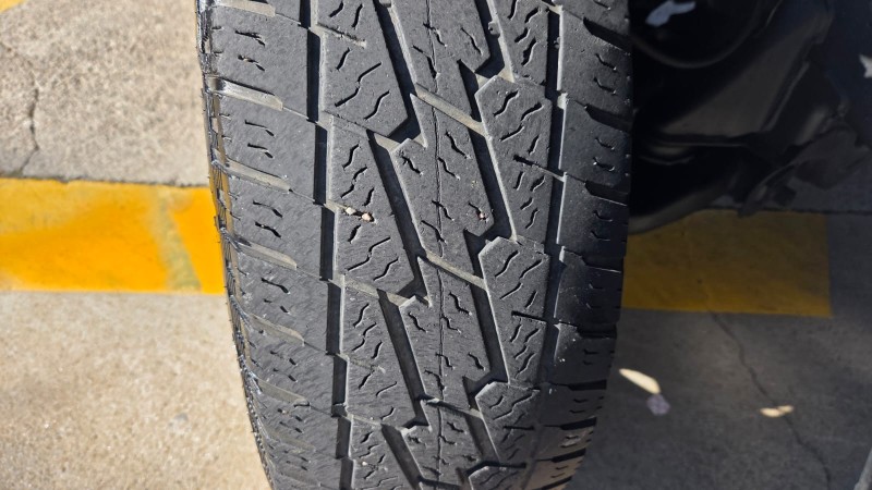 HILUX 2.5 STD 4X4 CS 16V TURBO DIESEL 2P MANUAL - 2012 - CAXIAS DO SUL