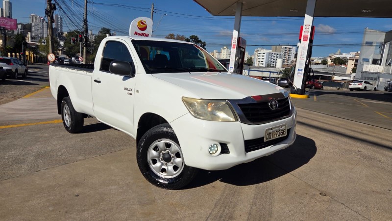HILUX 2.5 STD 4X4 CS 16V TURBO DIESEL 2P MANUAL - 2012 - CAXIAS DO SUL