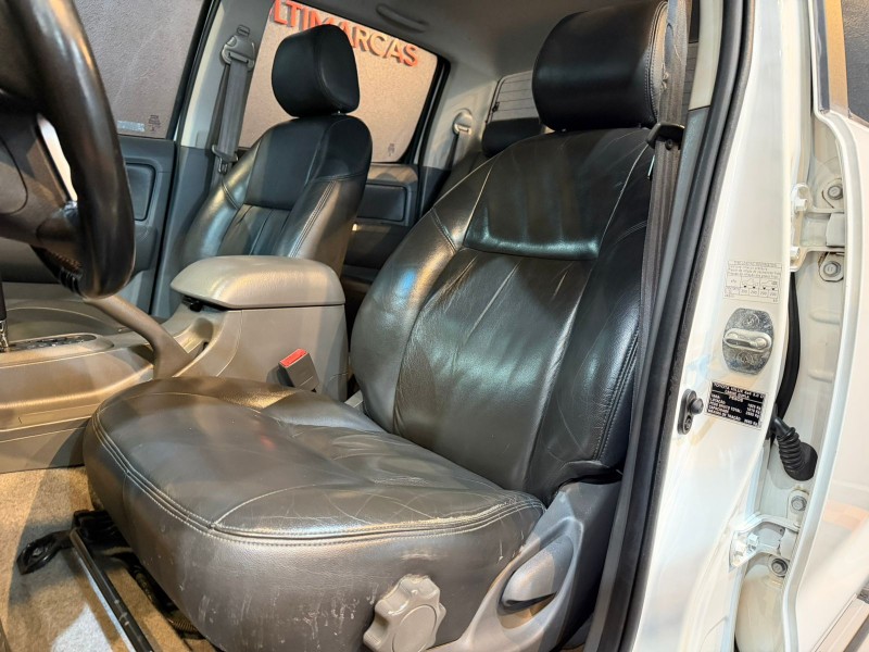 HILUX 3.0 SR 4X4 CD 16V TURBO INTERCOOLER DIESEL 4P AUTOMÁTICO - 2015 - ANTôNIO PRADO