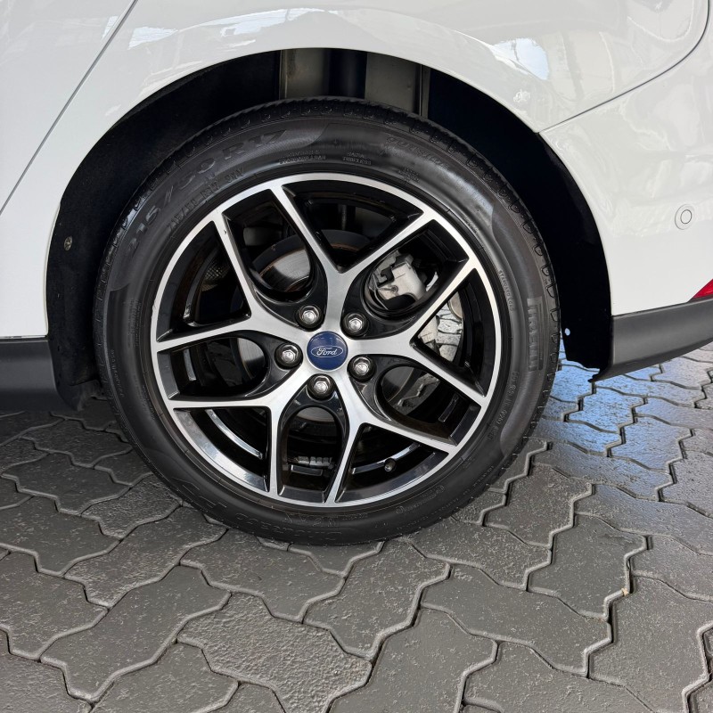FOCUS 2.0 TITANIUM PLUS HATCH 16V FLEX 4P AUTO - 2016 - CAXIAS DO SUL