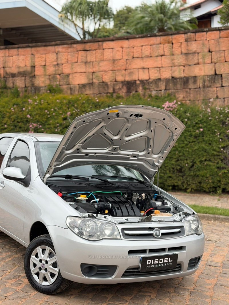 PALIO 1.0 MPI FIRE 8V FLEX 4P MANUAL - 2013 - VENâNCIO AIRES