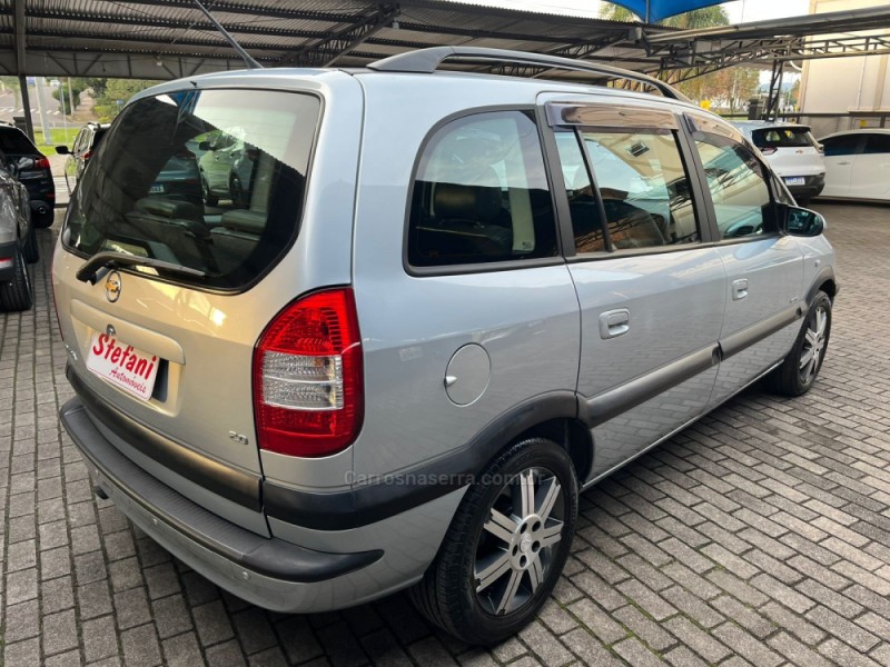 ZAFIRA 2.0 MPFI ELITE 8V FLEX 4P AUTOMÁTICO - 2012 - FELIZ