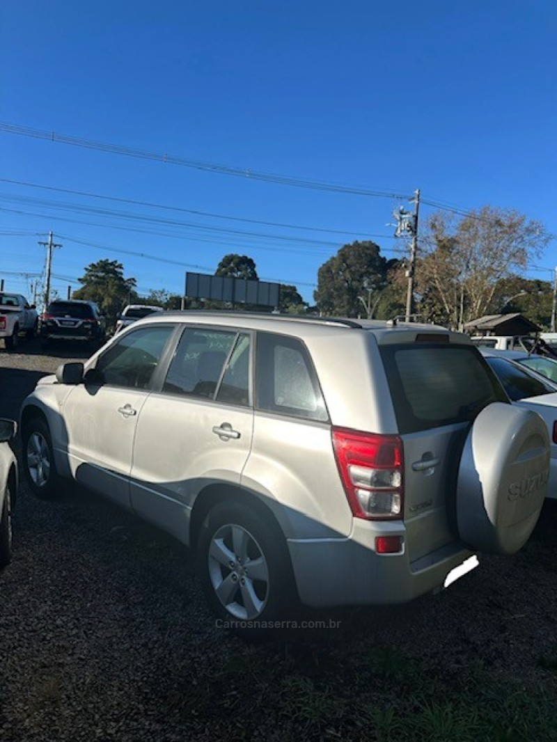 VITARA  - 2010 - CANELA