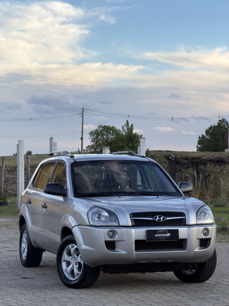 TUCSON 2.0 MPFI GL 16V 142CV 2WD GASOLINA 4P MANUAL - 2010 - ANTôNIO PRADO