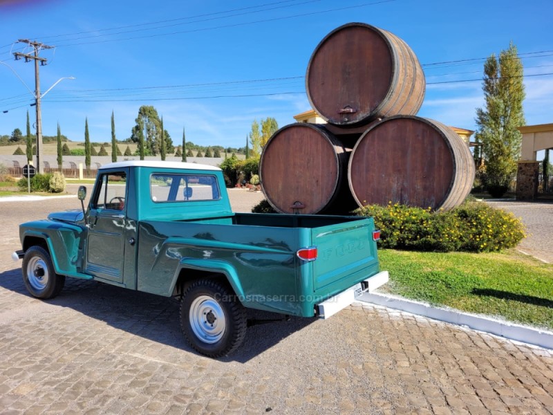 F-75 2.3 4X4 PICK-UP MANUAL - 1975 - VACARIA